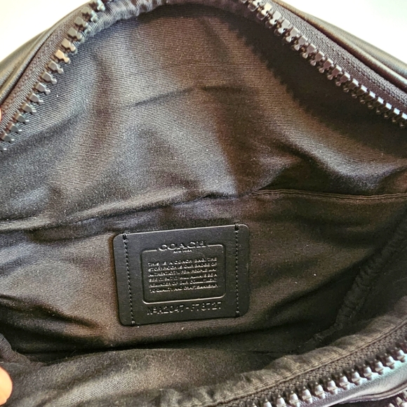 Coach - Unisex Belt Bag / Fanny Pack - Picture 10 of 16